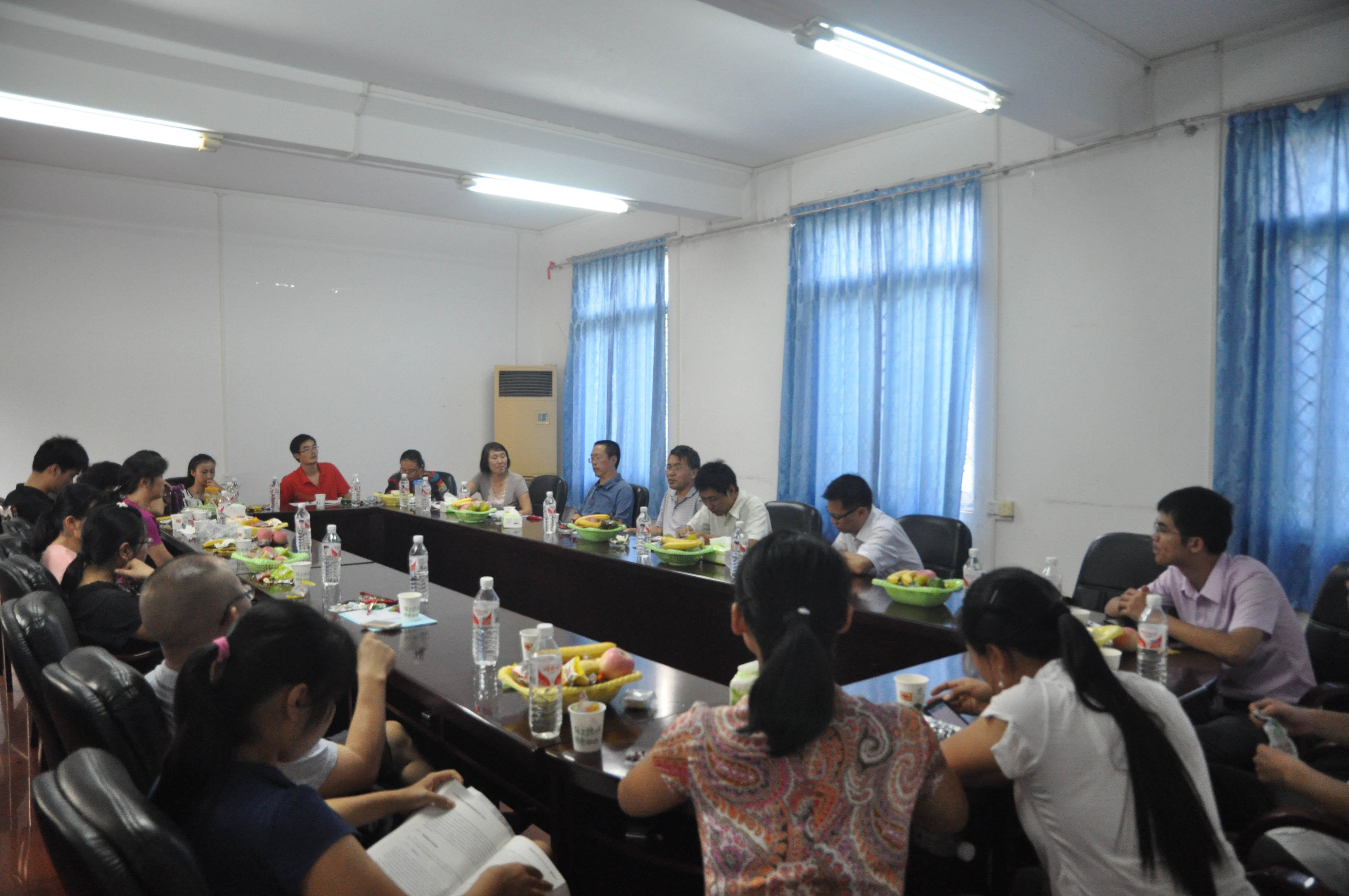 我系举行庆祝2013年教师节系列活动