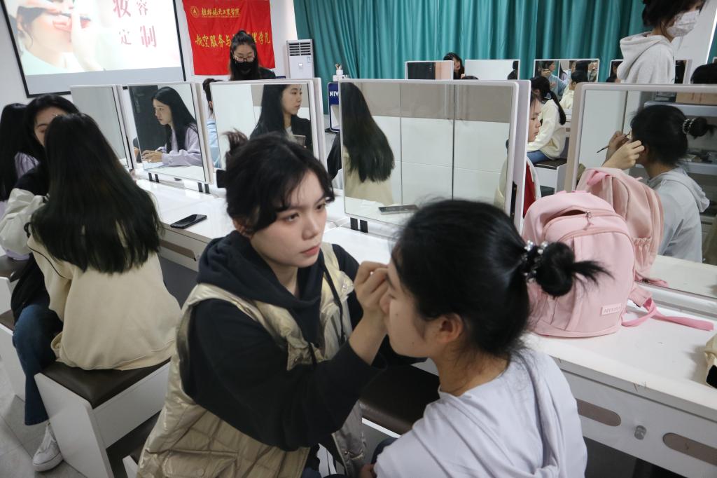 FUN88乐天使在线登录